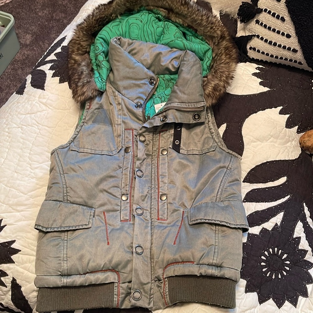 RARE Vaughn Vest by David Bitton for Buffalo